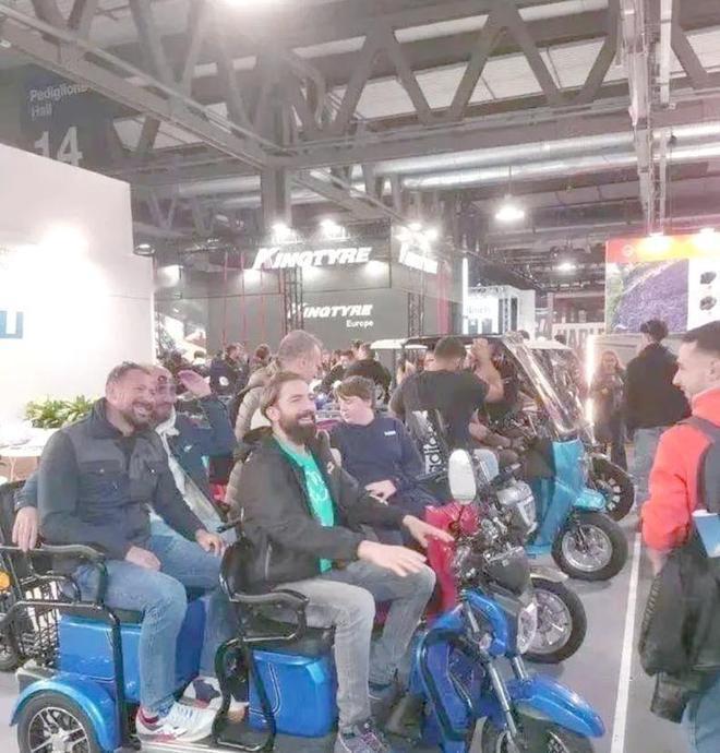 中国三蹦子卖爆美国！国内2000块，在美国卖到五六千美元！

谁能想到，就是这样