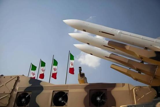 局势正在走向全面失控！伊革命卫队已经向沙特、阿联酋和卡塔尔，发出了紧急警告。将在