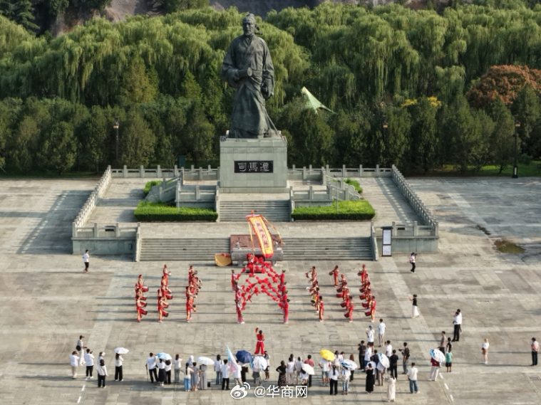 【#大河奔涌万象新# |以古祠寻迹 聆听史圣的“千秋回响”】“风追司马，史记韩城