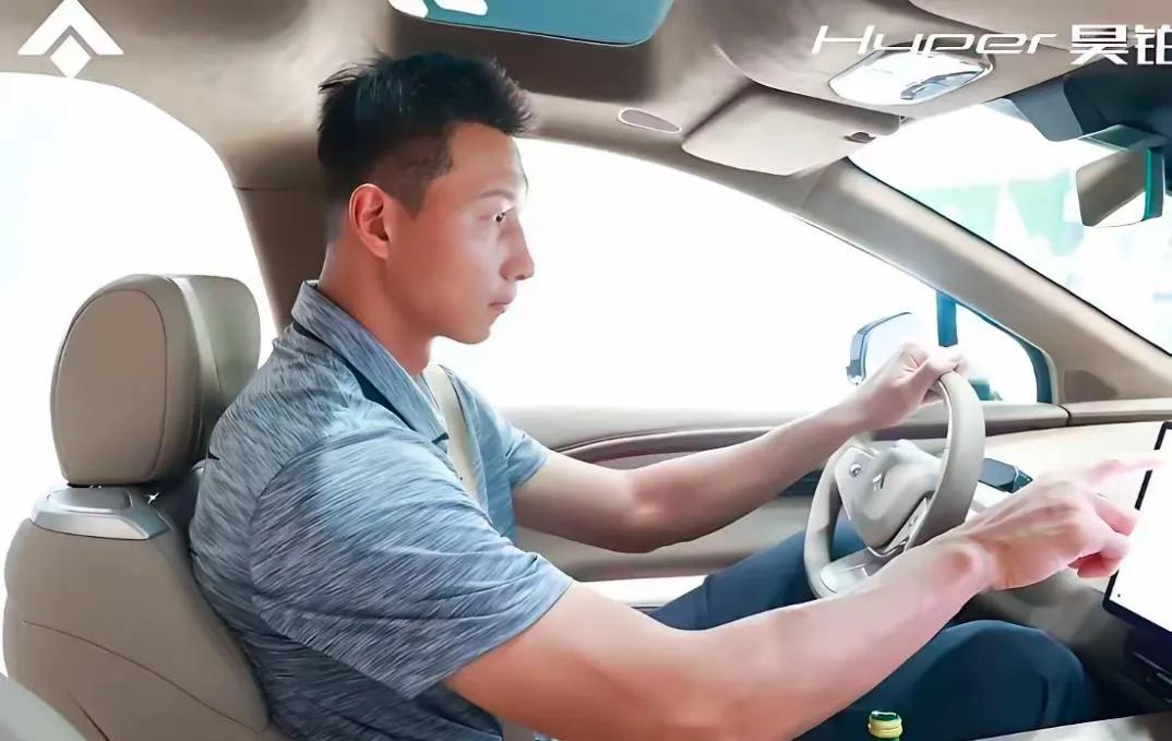 你发现没
易建联和他的团队这次的处理方式真的很聪明第一时间出来辟谣反而会显得心虚