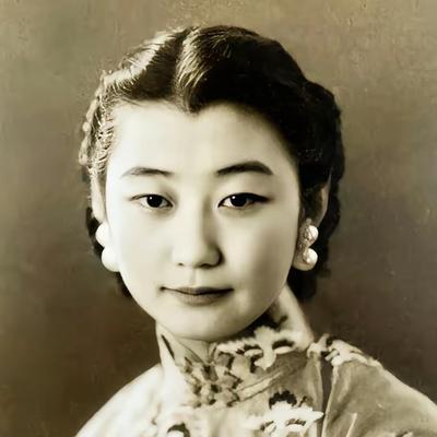 2003年，养老院有一个90岁老太太被一口水饺噎死了。工作人员在收拾遗物时，赫然