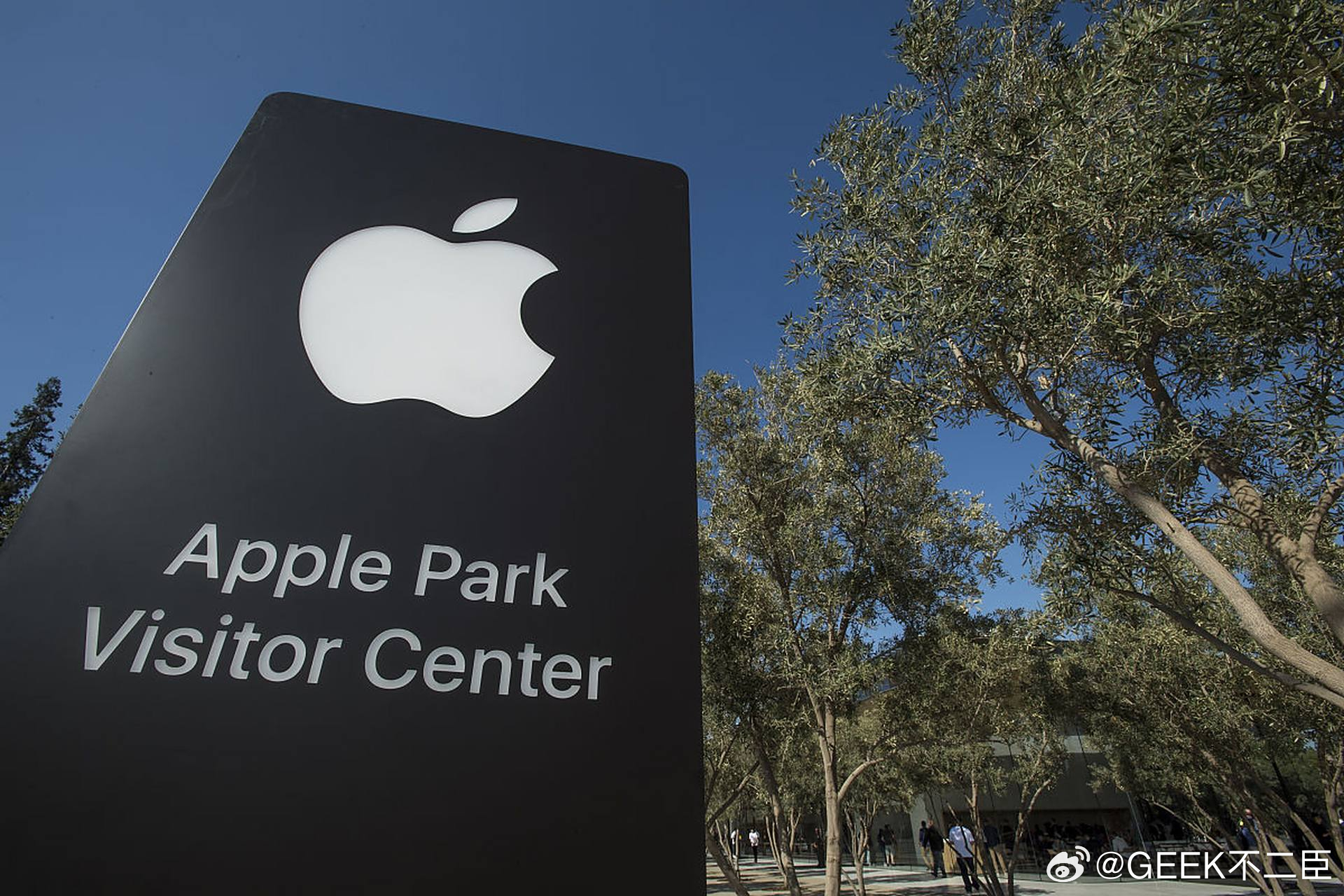 工信部紧急提醒苹果用户4 月 3 日，工业和信息化部网络安全威胁和漏洞信息共享平