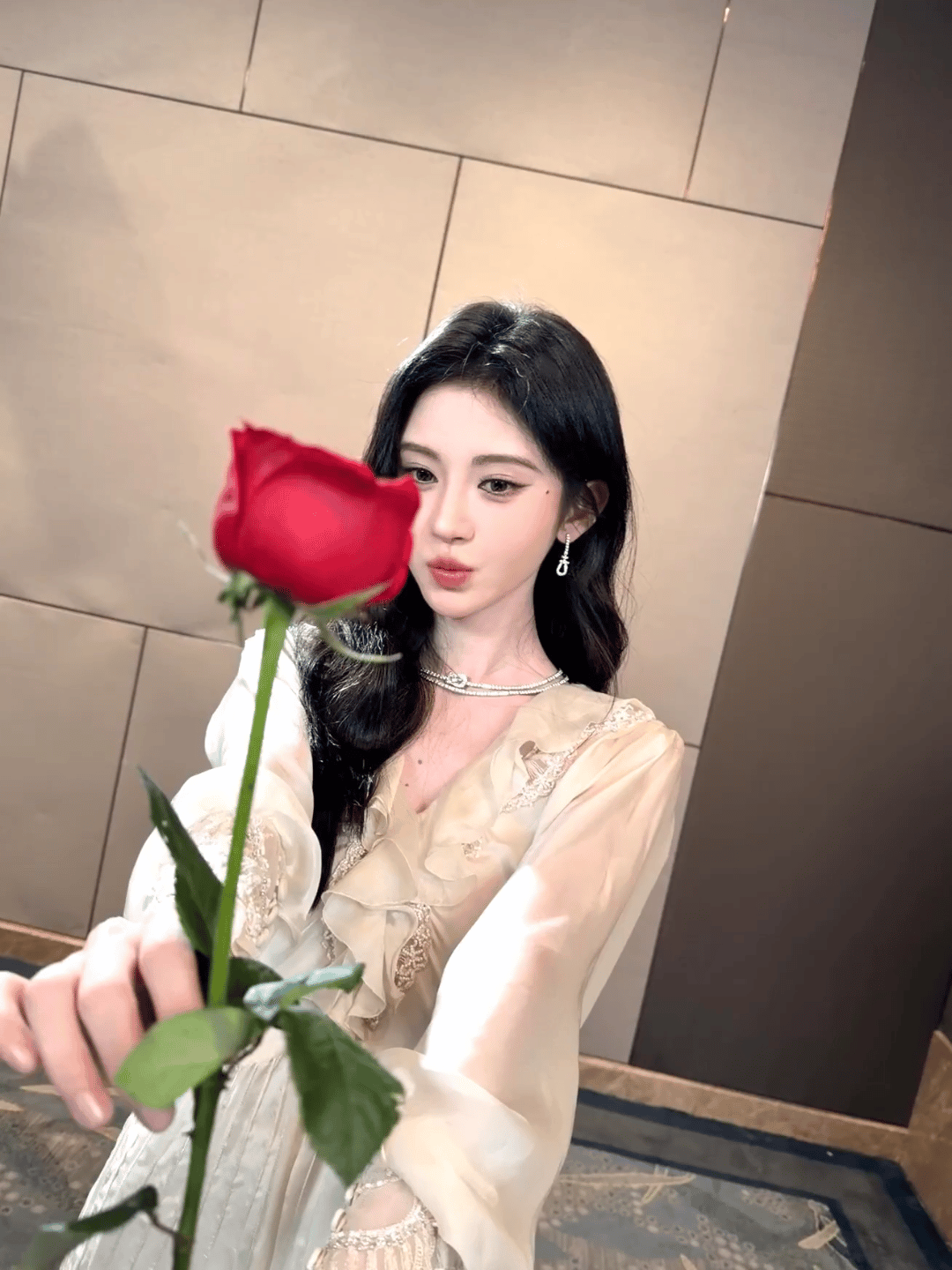 来战 jjy鞠婧祎阿黛jjy鞠婧祎来战大概是风太小了我的思念吹不到