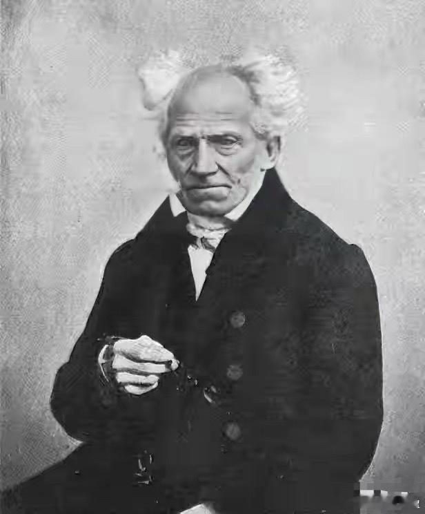 哲学家叔本华说：“一个人越是智力低下、庸俗贫乏，就越喜欢与人交往。因为，在这个世