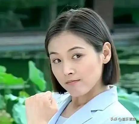 “男人婆”张延，引发热议！
 
8月26号，许久没见的张延罕见冲上了热搜，不是因