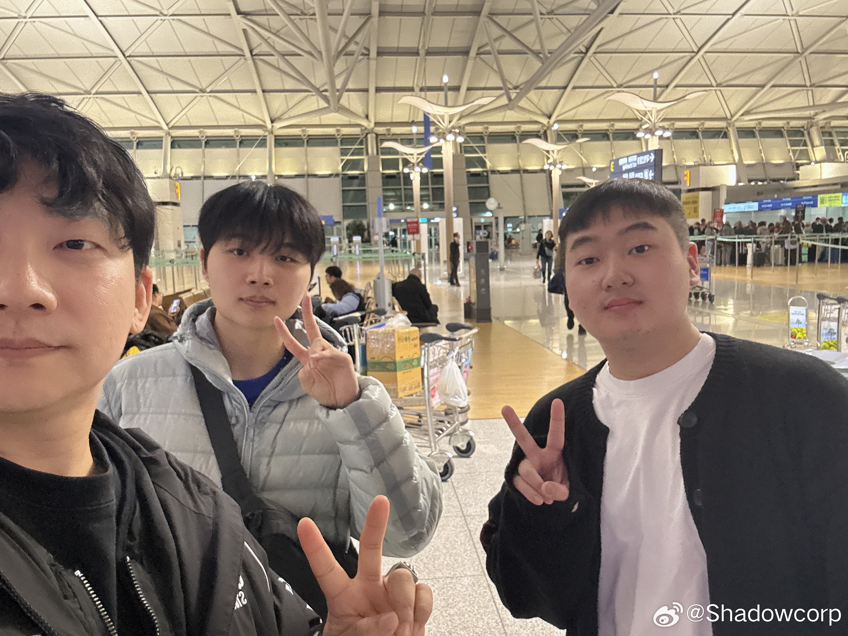 和 hyunmin 选手一起请大家多多支持 hyunmin选手Shadowcor