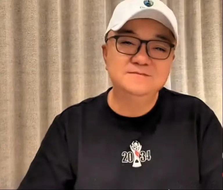 董路解读穆科科年龄争议事件：传闻虚报四岁暂无实锤，德足协与欧足联顾虑重重，203