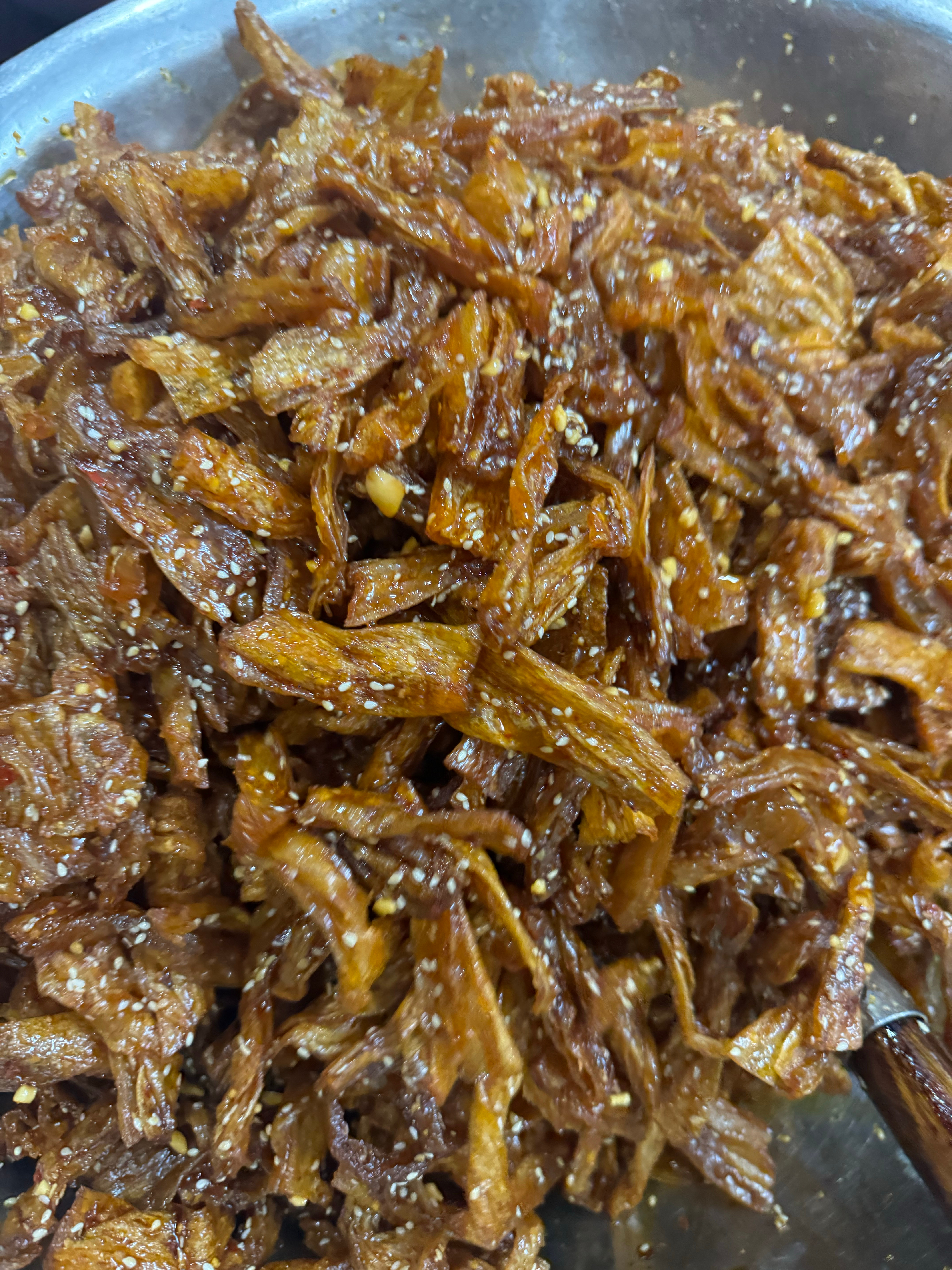 礼拜六假发哥侄子结婚🎉于是我准备把🔥姐辣条送上餐桌[笑cry]哈哈哈这个想法