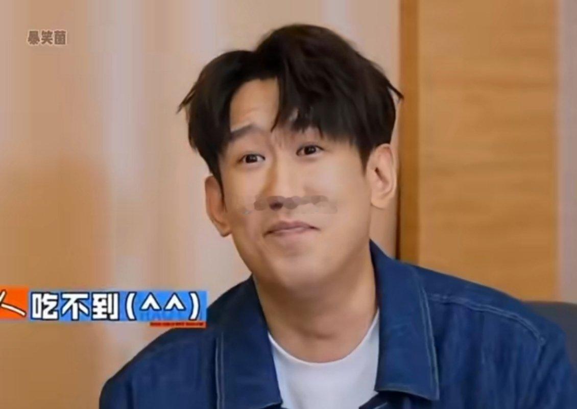 于洋 内娱李光洙 就是《宇宙闪烁请注意》的快乐担当吧！整蛊名场面层出不穷，承包了