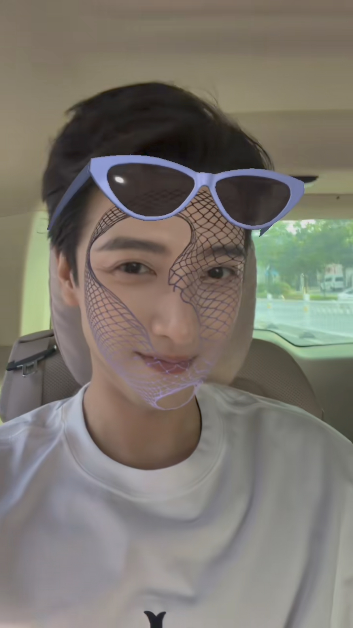萌到旁边死了个人都没发现 ​​​