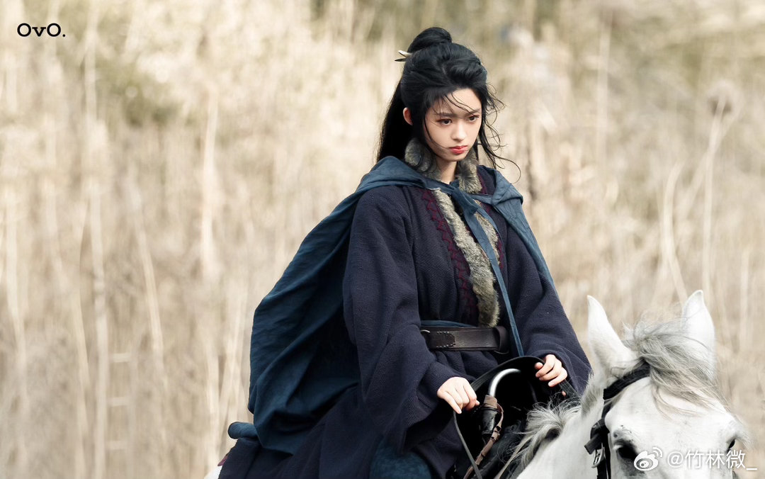 黄杨钿甜原声哭戏黄杨钿甜在高原雪地里冻得浑身僵硬，哭戏拍到失声也坚持到底，这么小