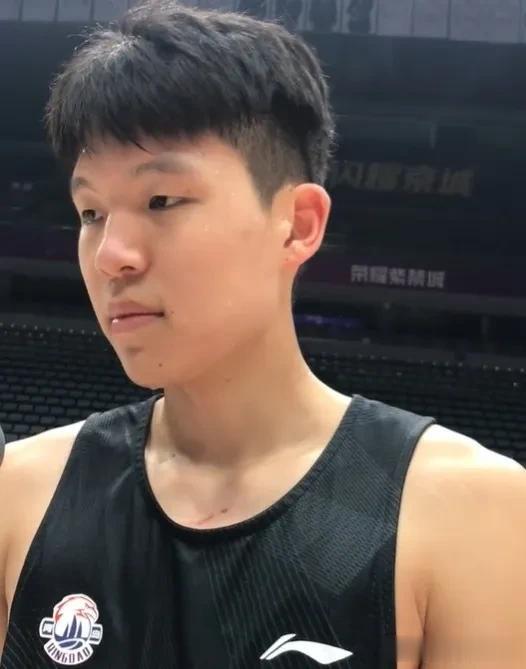 31分16板4助4帽，18岁杨翰森才是中国男篮的未来！男篮终于迎来一个像样的接班