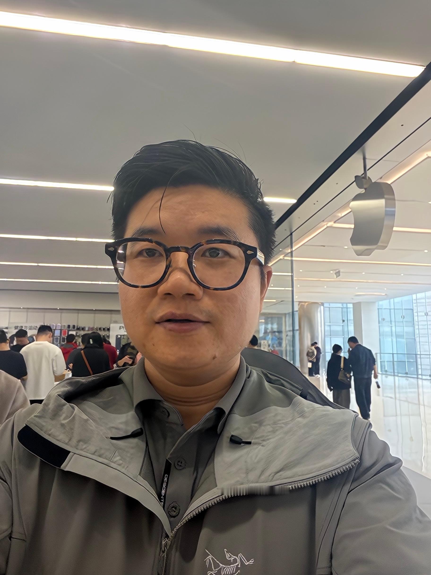 iPhone Duo 内屏屏下摄像头的拍摄效果！感觉回到5年前？[允悲][允悲]