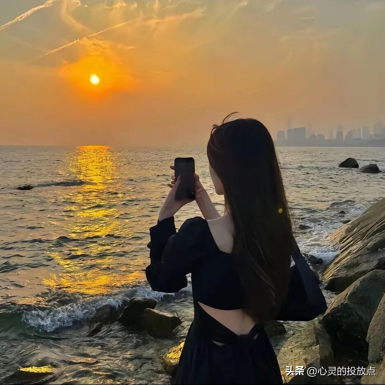 分手了就别再纠缠了

给自己留点体面

这世界这么大，就是不缺两条腿的人，何必那
