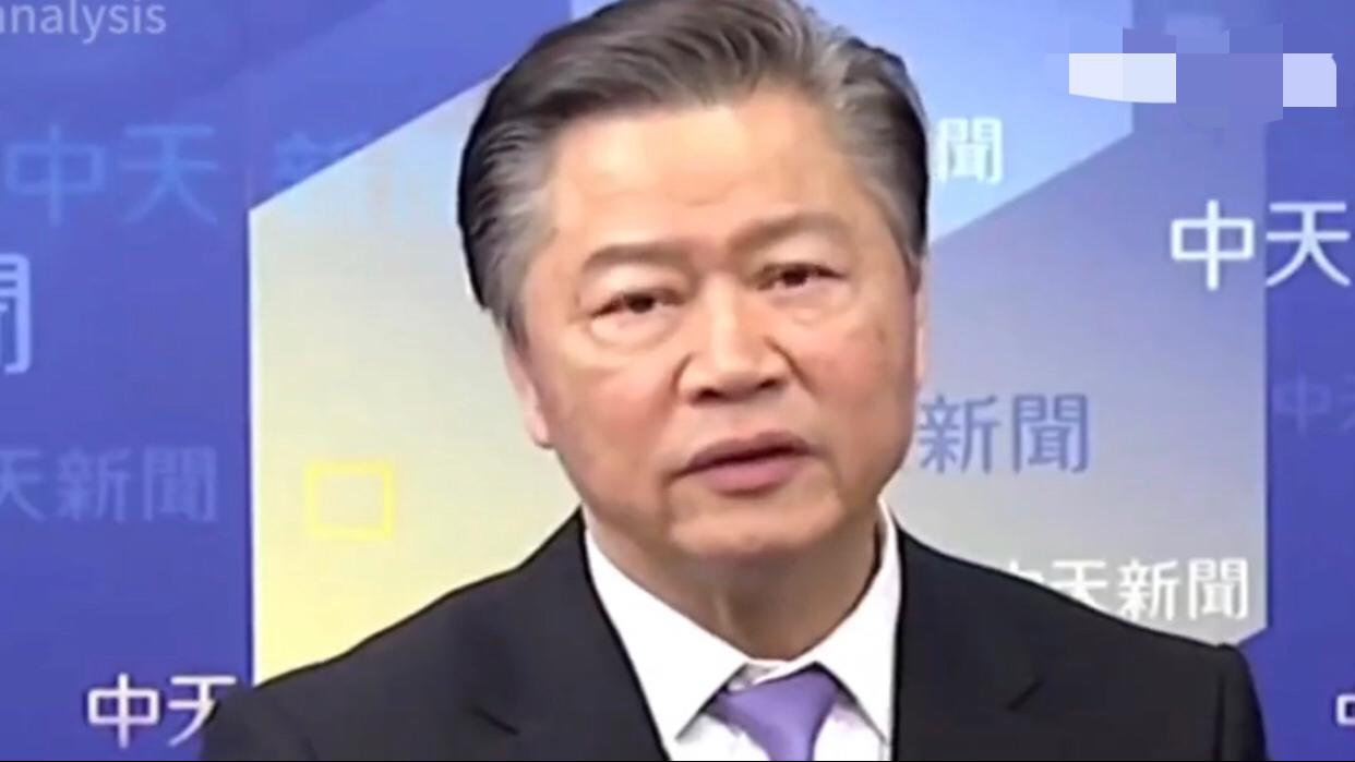 台湾赖岳谦表示：他觉得国民党有很多人闭口不谈两岸的统一，闭口不谈中华民族的伟大复