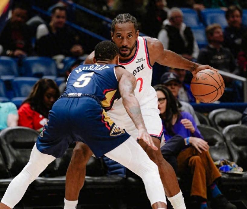 作为跟着快船折腾了十几年的老球迷，看到领先 18 分都能被翻盘，我这会儿心里真比