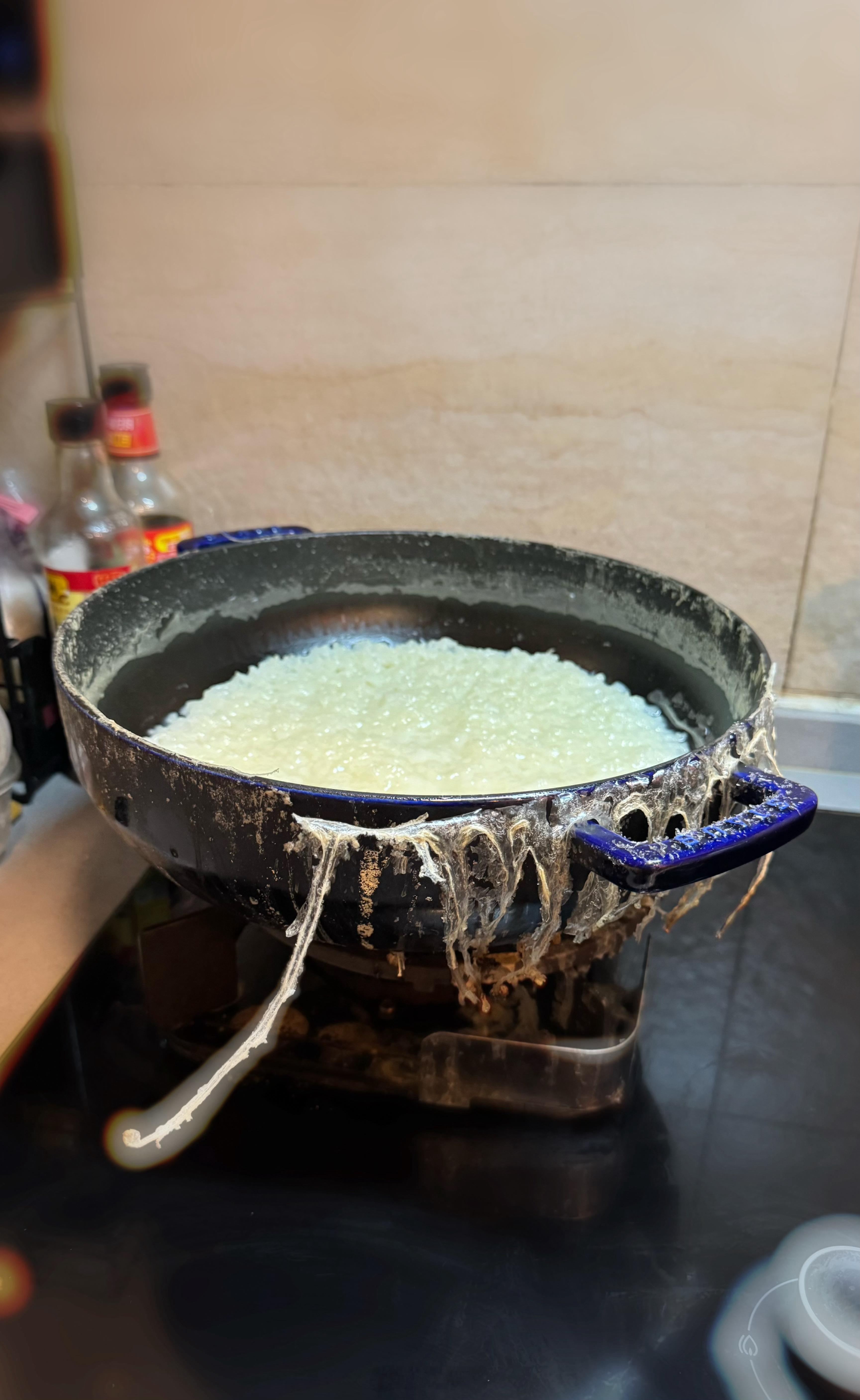 芬姐，感觉你能力好强。做什么都成功。可不么。见图。---我贤内助呢。边剔牙边翻白