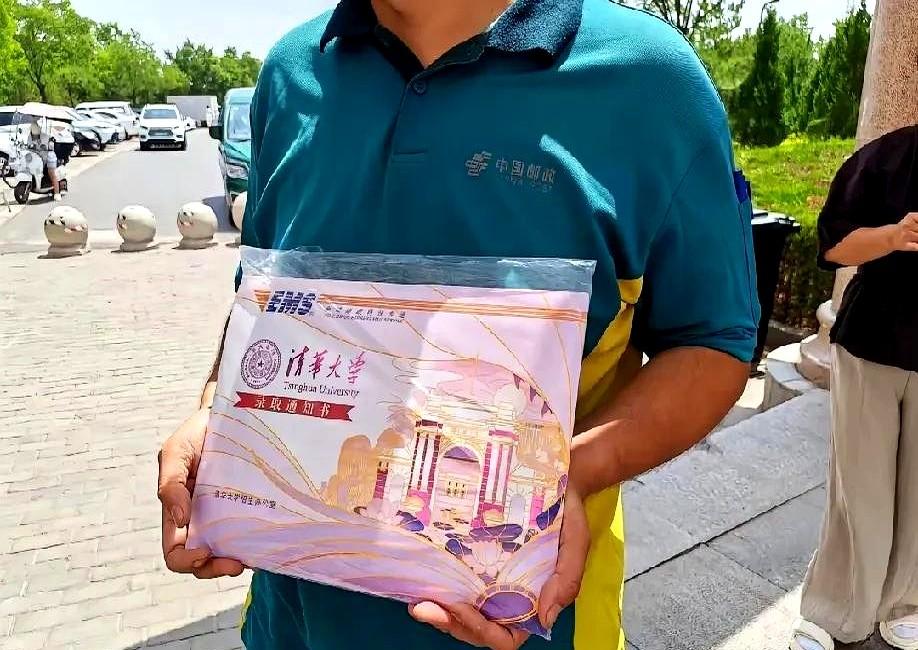 孩子成绩上不去，可能不是不够努力。

看看榆林一中，你就明白什么是真正的陪跑。