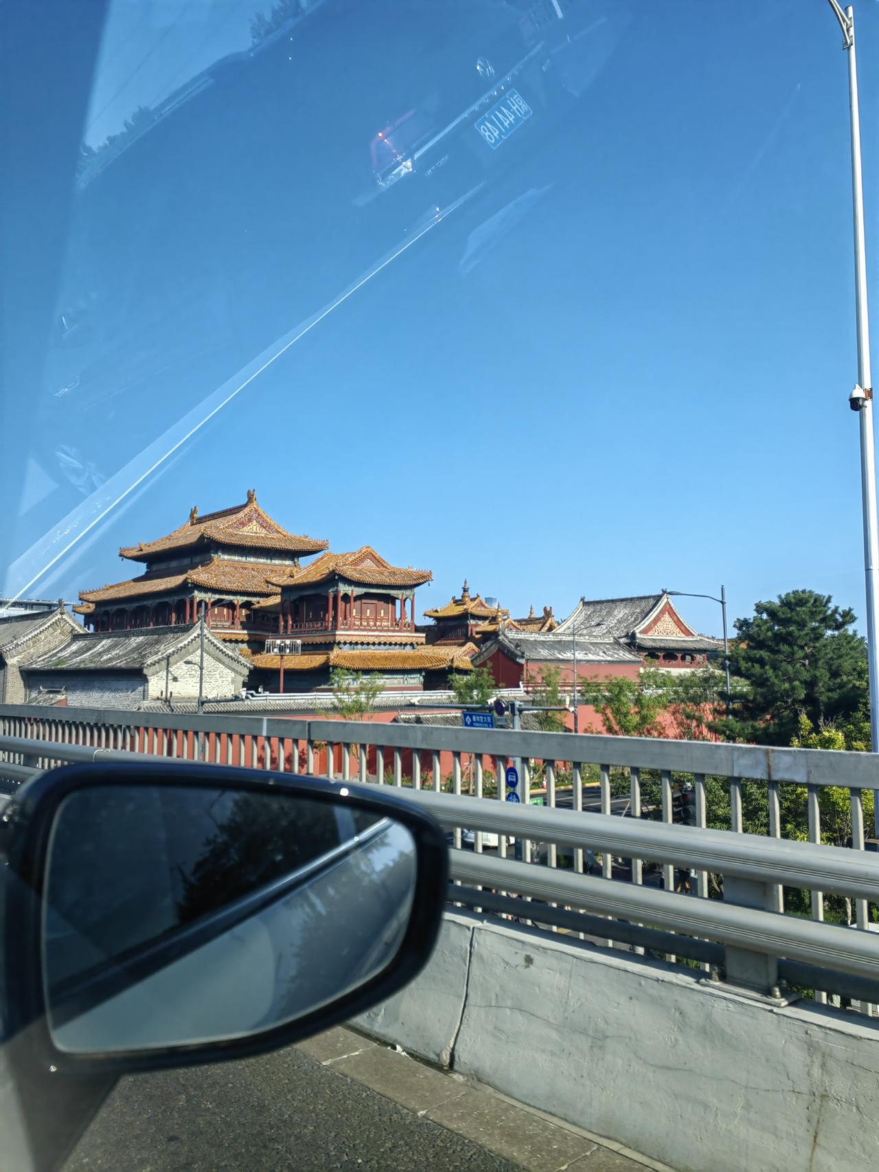 果然，钱得花在刀刃上，花在节骨眼上，花在老公刚考完试的心坎上！

上午老公刚考完