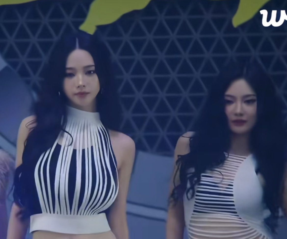 柳智敏好美宁艺卓头打激素了？ ​​​