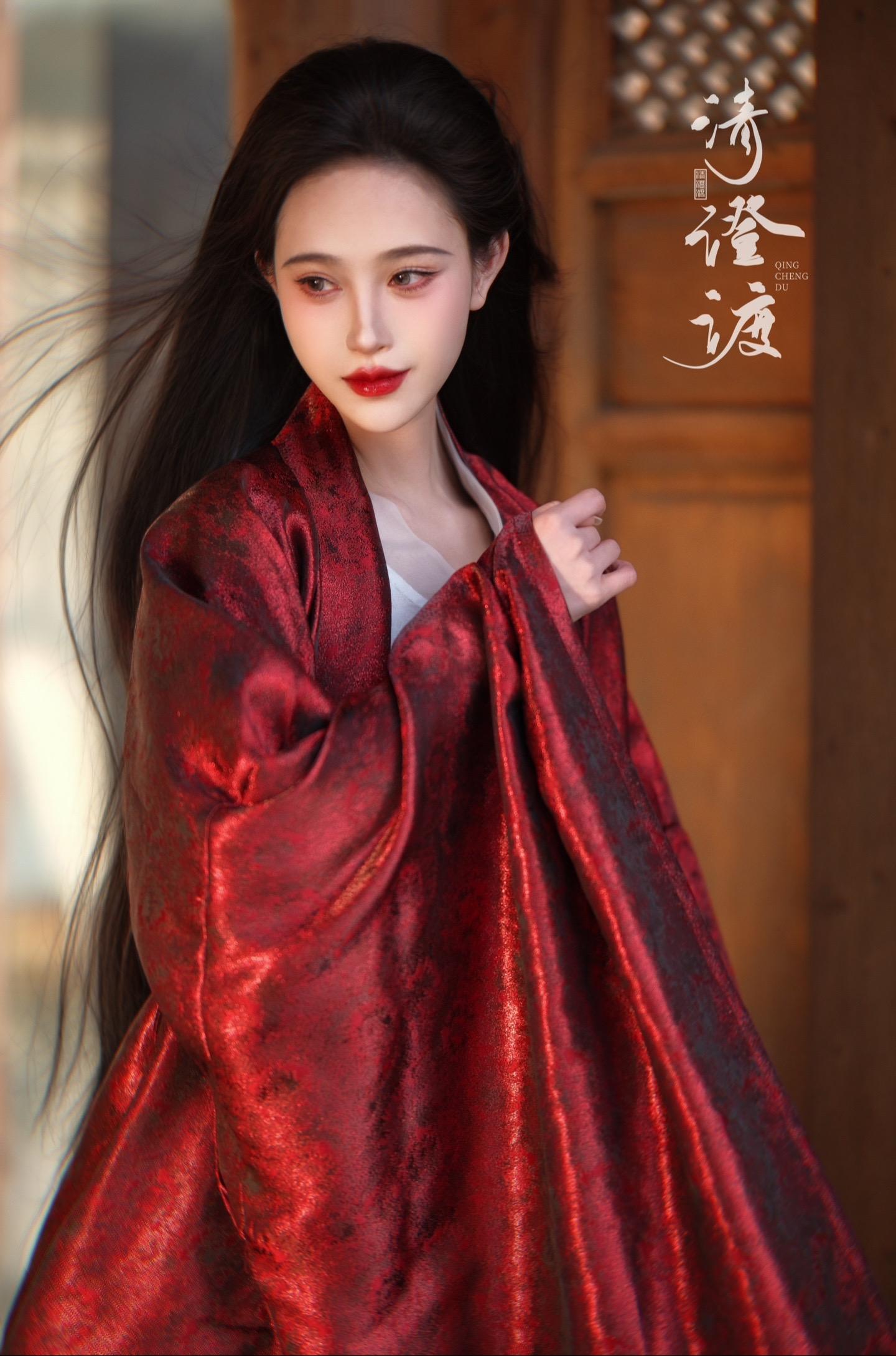 仿妆不仿人。
