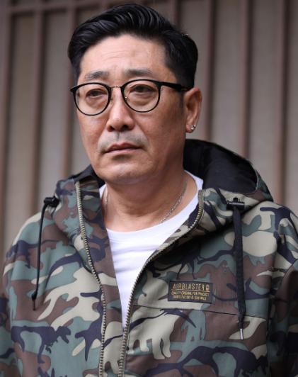 麦咏麟（外文名：Gary Wing‑Lun Mak），出生于中国香港，中国香港男