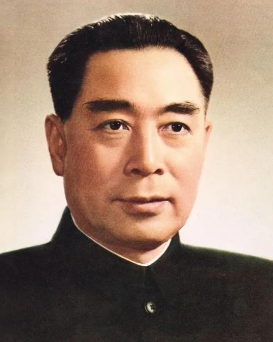 上将战功赫赫，为何没坐镇前线的周总理，却稳居军事家榜单第二？

提起开国36位军