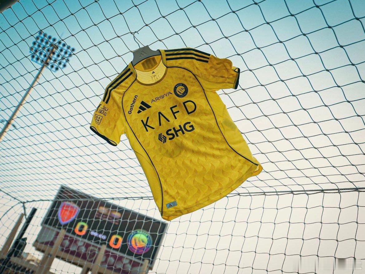 C罗 C罗比赛日！12月10日 23:30【友谊赛】阿布扎比统一 VS 利雅得胜