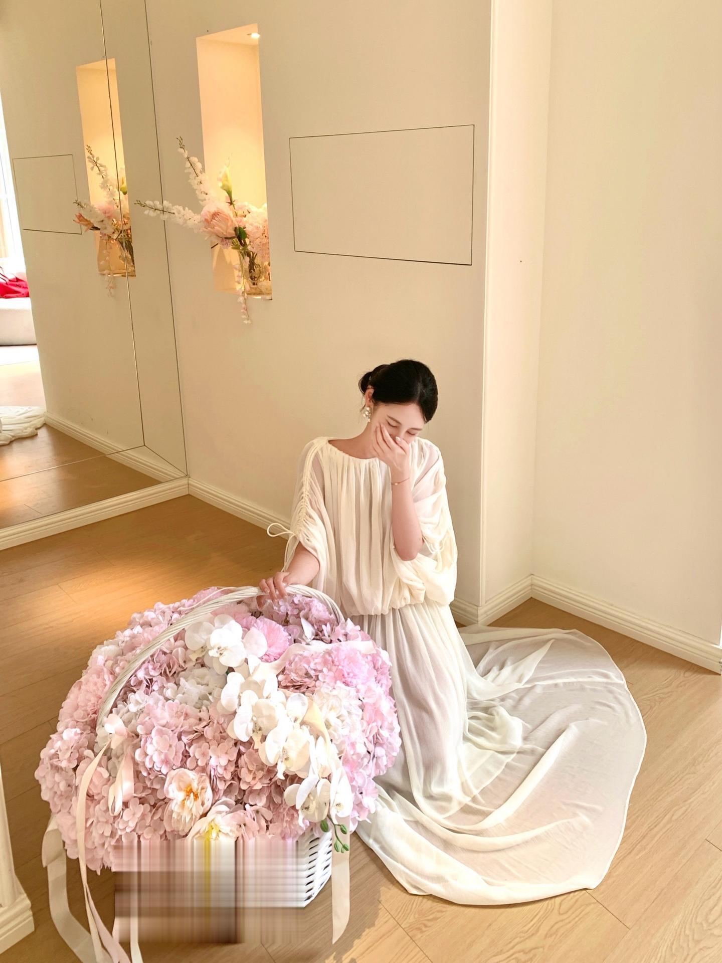 “你的访客是思念还是好奇”