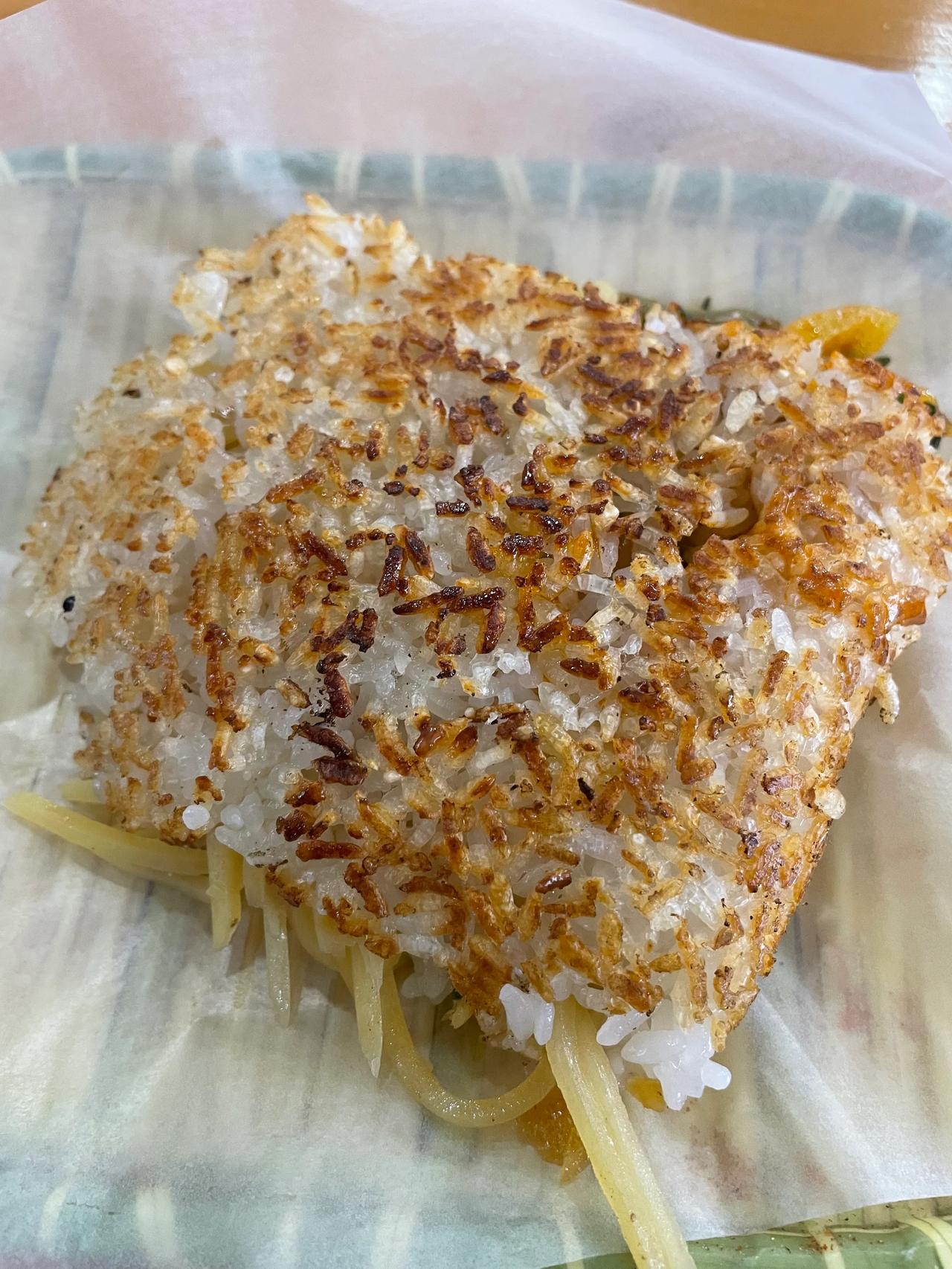 #《晒一张美食照片》#
镇远锅粑