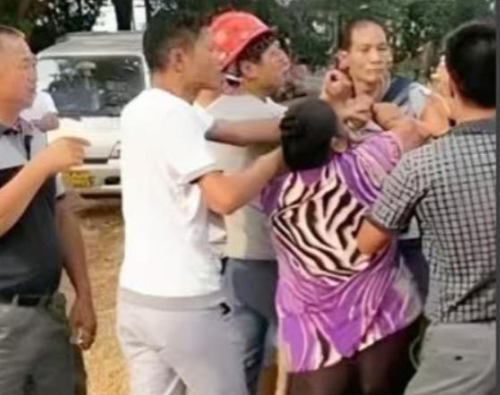 冤不冤？2021年江苏一男子与邻居大吵一架，双方老死不相往来，一年后邻居被诊断出