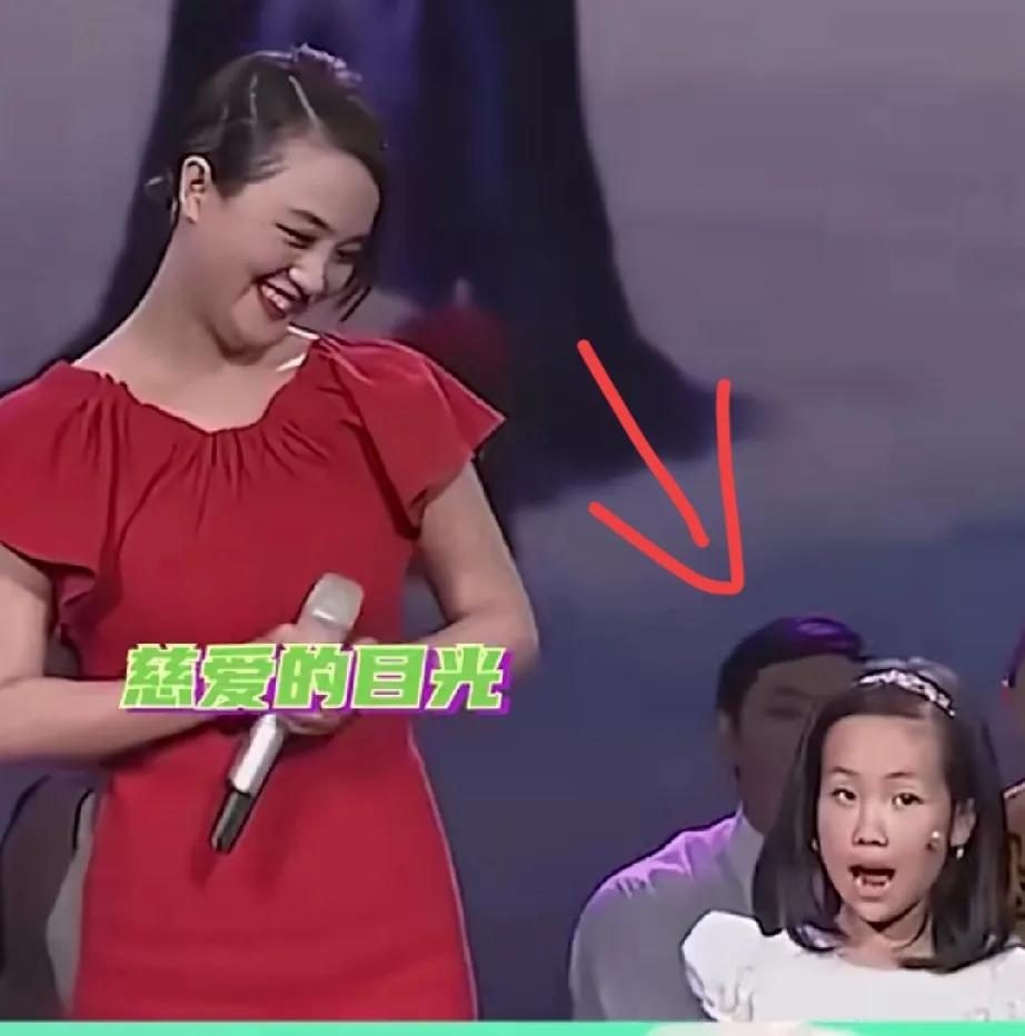 朱媛媛有多爱她的女儿本本！
本本刚出生时朱媛媛就心疼女儿，哭到身体抽抽，于是她就