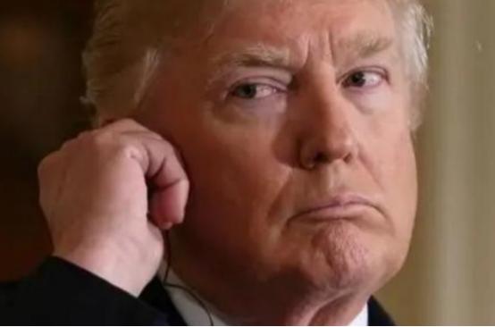 特朗普太直了，直得你都有点不好意思说他坏，当主持人质问：“你怎么能信中国这种坏人