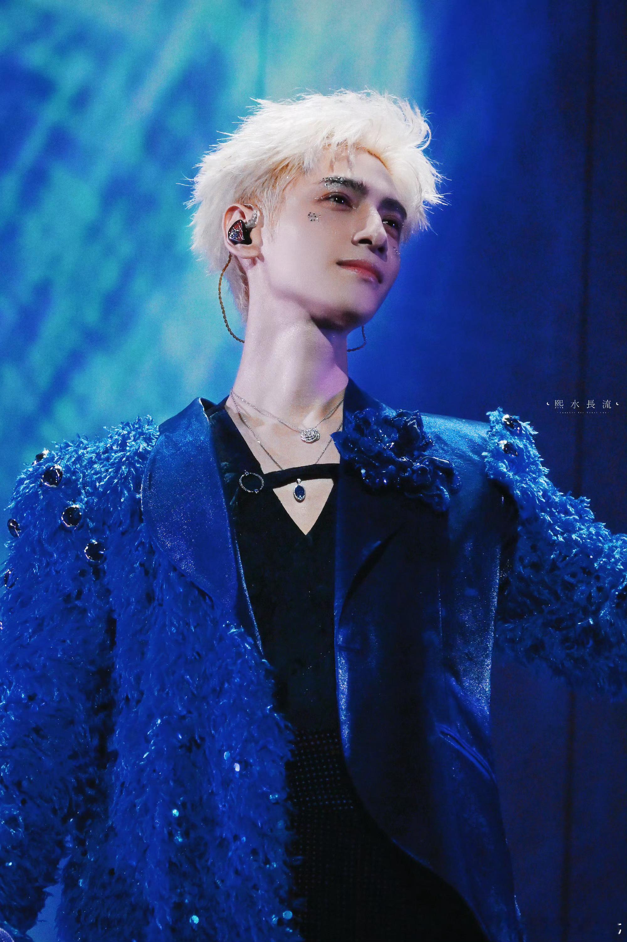 罗云熙0728生日快乐 罗云熙周小山 用百分制来计算，一杯草莓牛奶的甜度约等于十