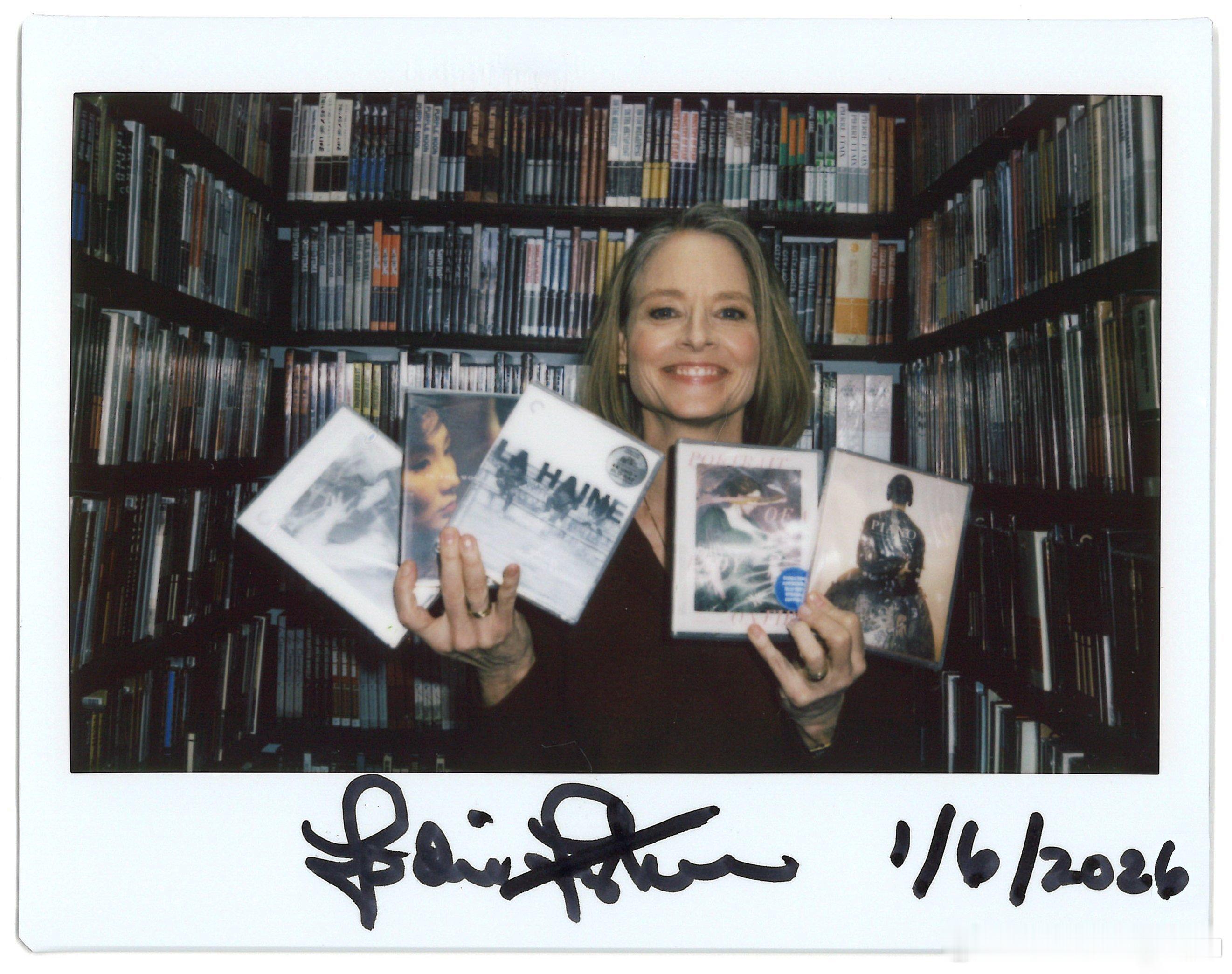 朱迪·福斯特的CC选片照，图片中她选了以下电影：《砂之女》《花样年华》《怒火青春