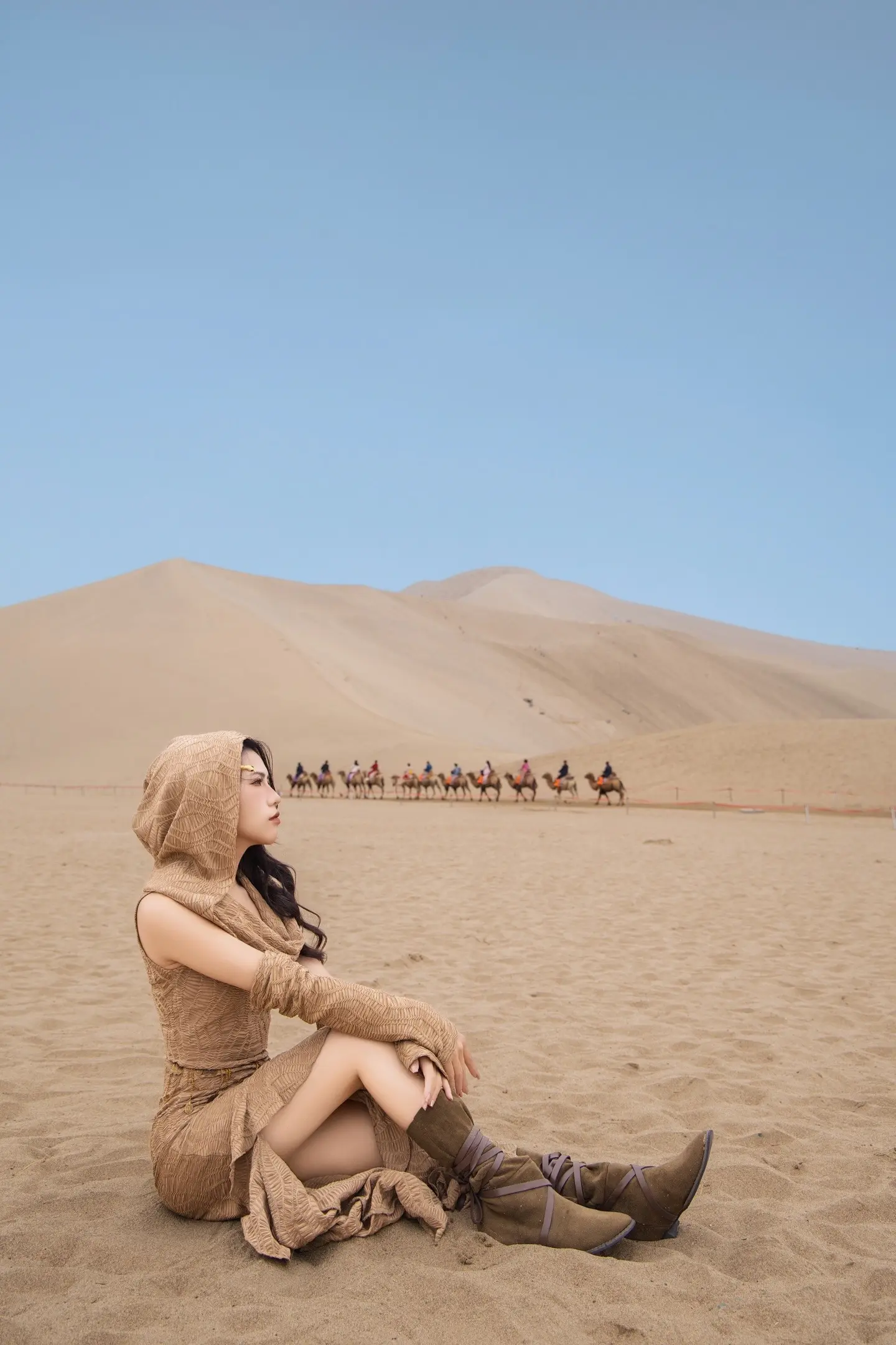 我固执的认为 我得去远方活一次