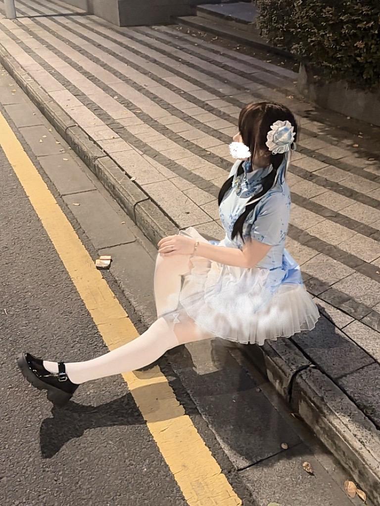 如果情绪有天气那我困在雨天里