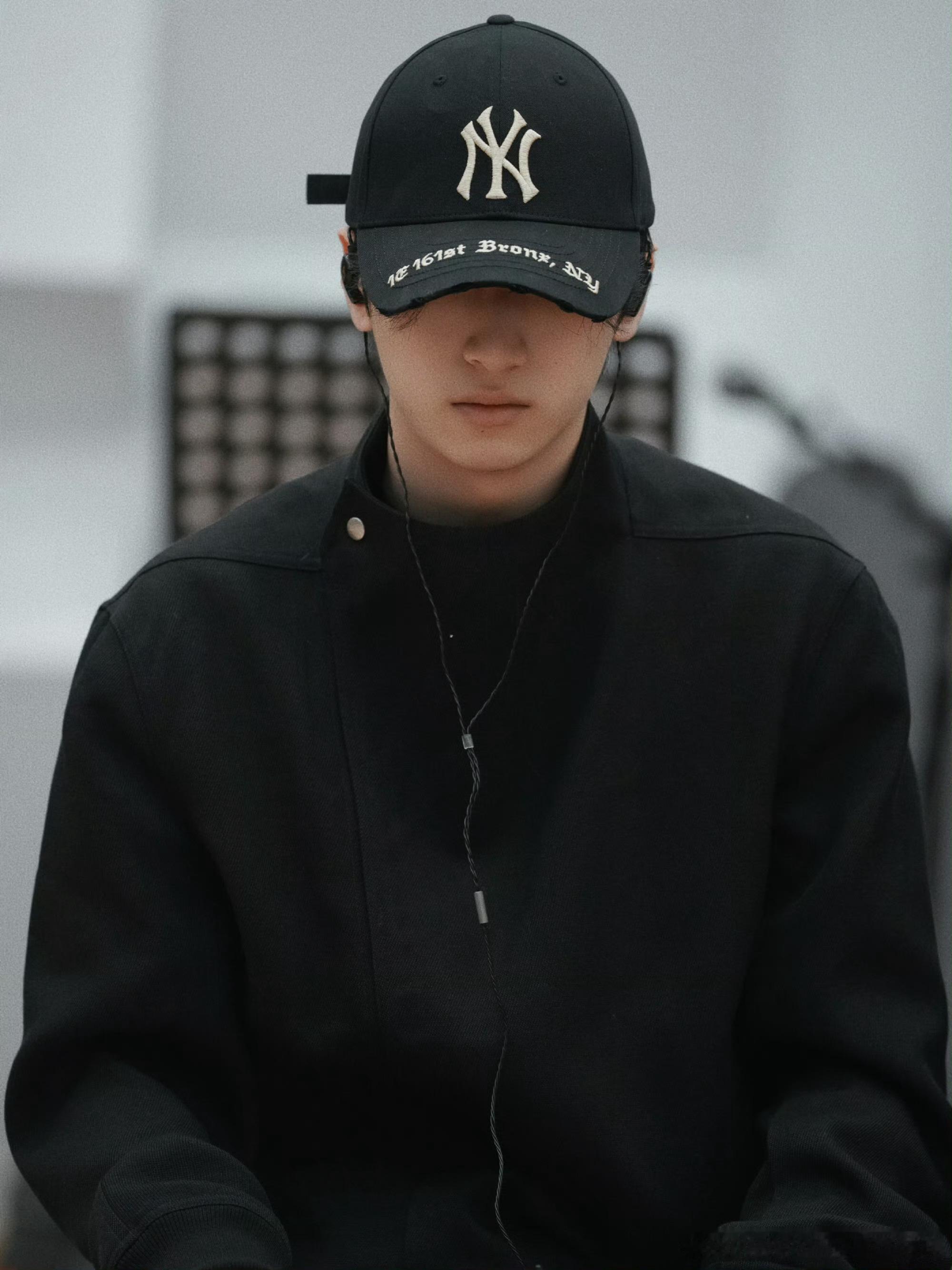 严浩翔贵阳演唱会彩排图准备ing！期待《动摇》舞台