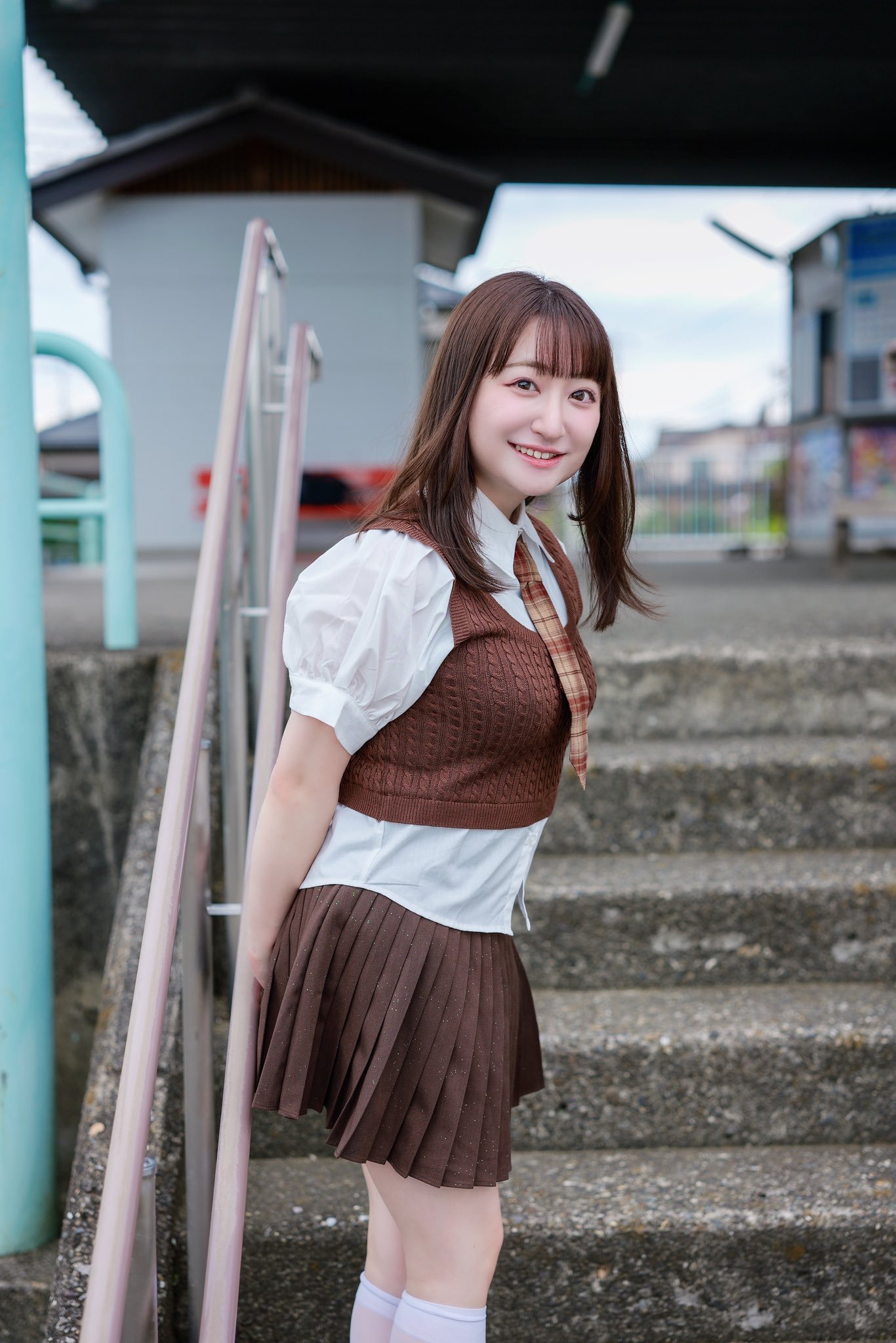 高尾奏音