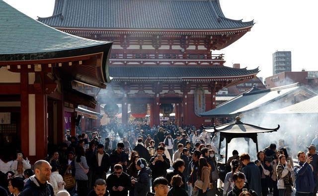 中国游客持续减少，能看出来，日媒这次是真慌了！

3月中旬，东京外汇市场上日元一