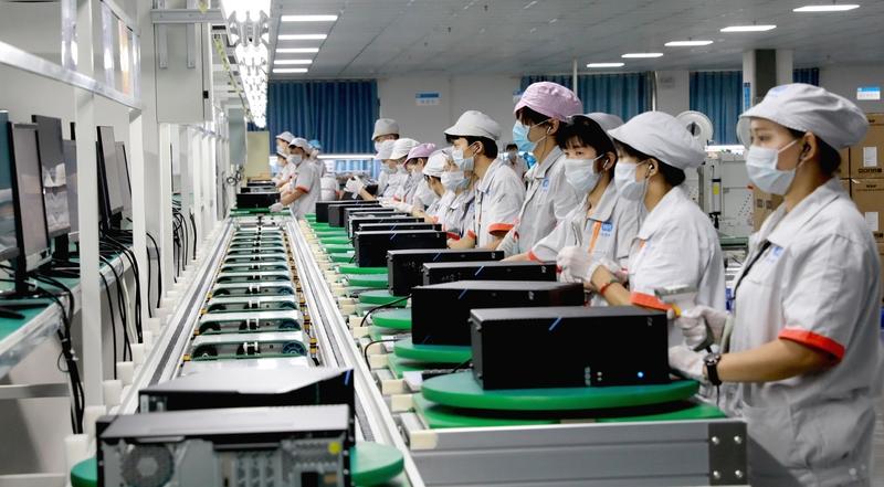 外国人恐惧中国生产制造能力，原来中国每年要大量进口中低端芯片现在好了真多都能自己