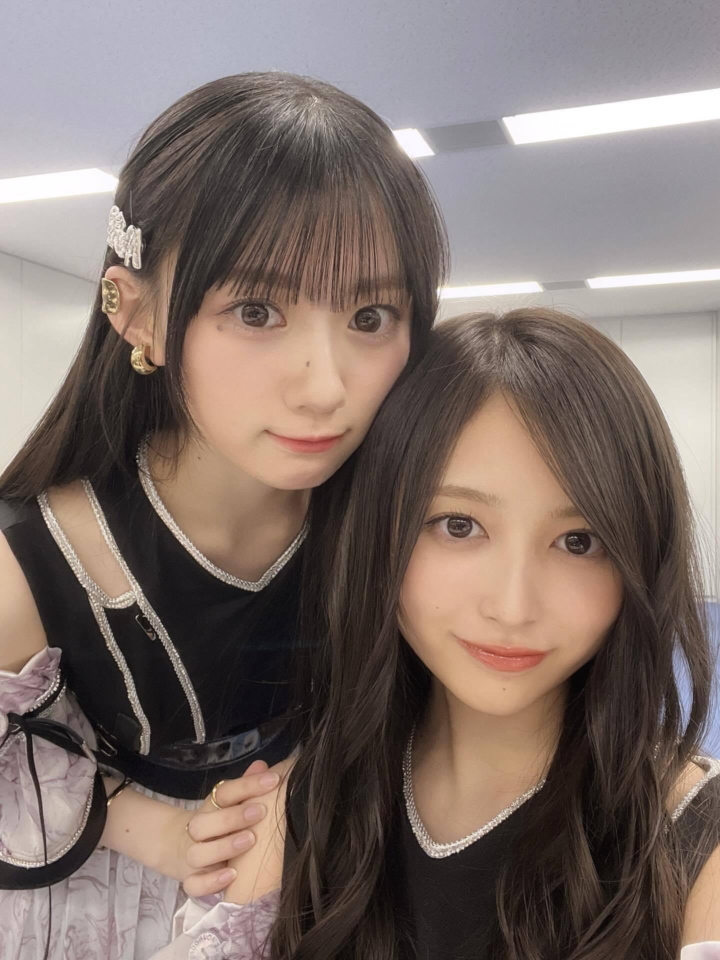 川﨑桜「「Same numbers」どきどきの初披露でした☺️緊張で足の