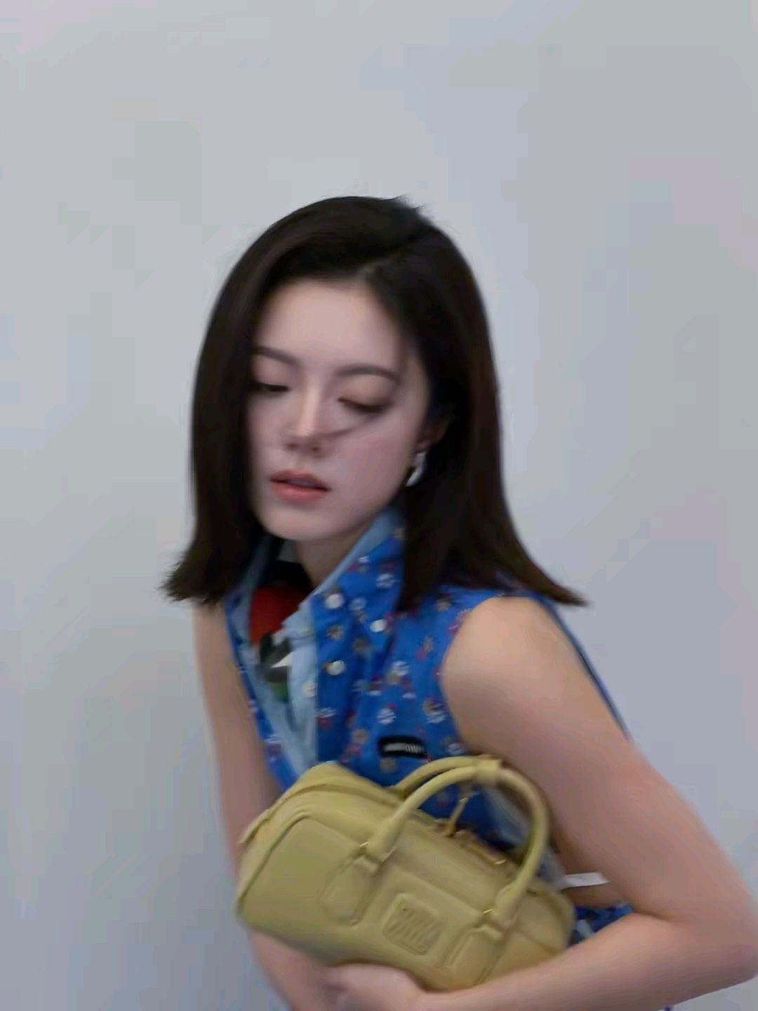 赵今麦为高考生送祝福赵今麦祝大家高考加油