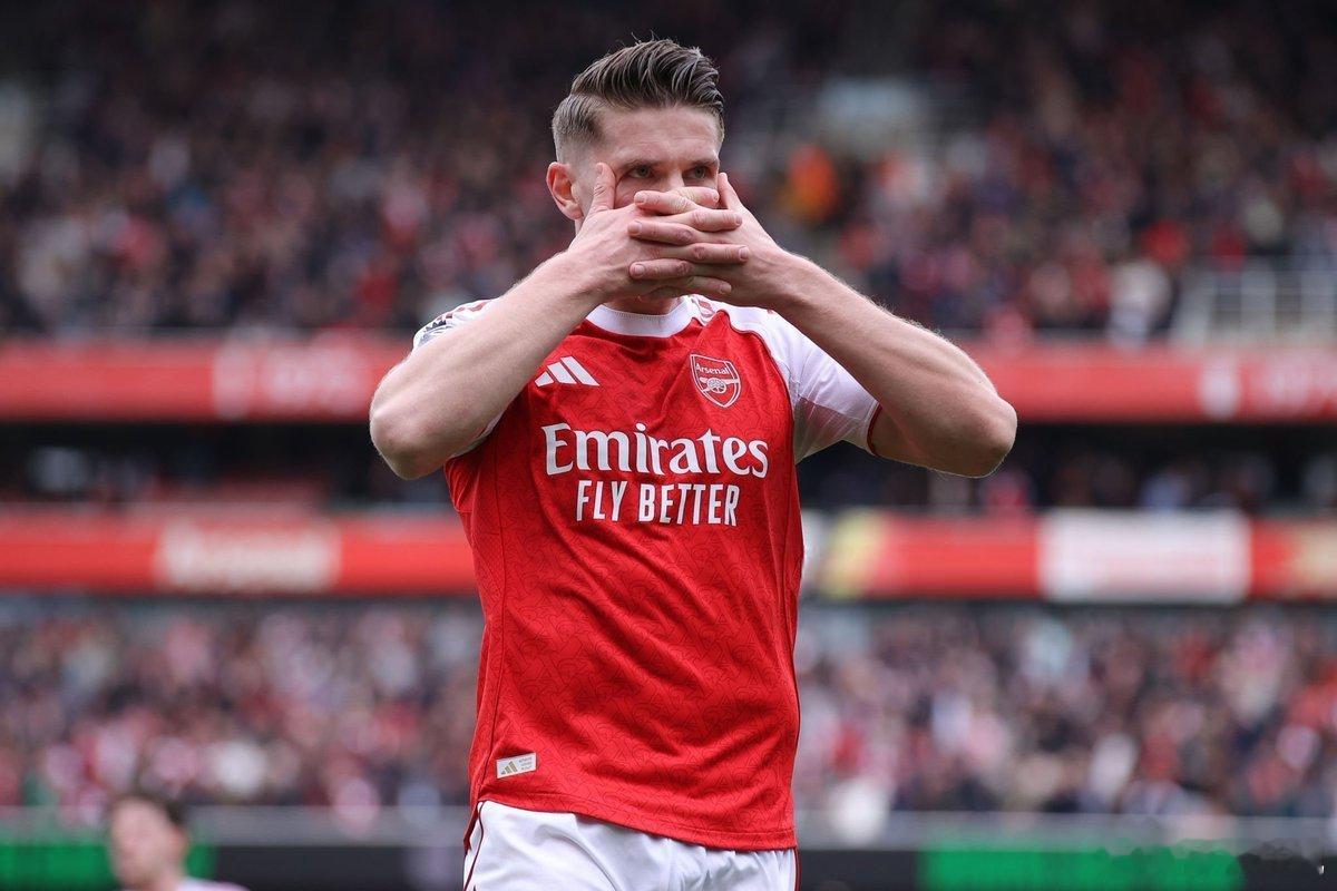 组图：阿森纳1比2伯恩茅斯1  cr：欧洲足球记录者 