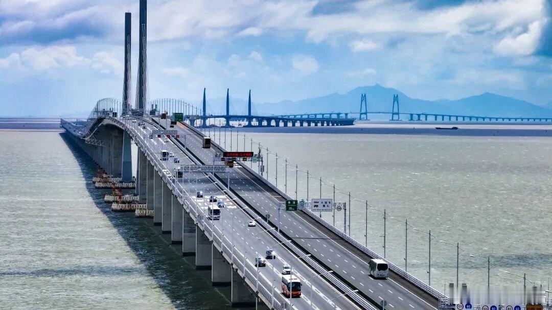 粤车南下公布了，讲重点：1. 第一批先开放4个城市（广州、珠海、江门、中山），半