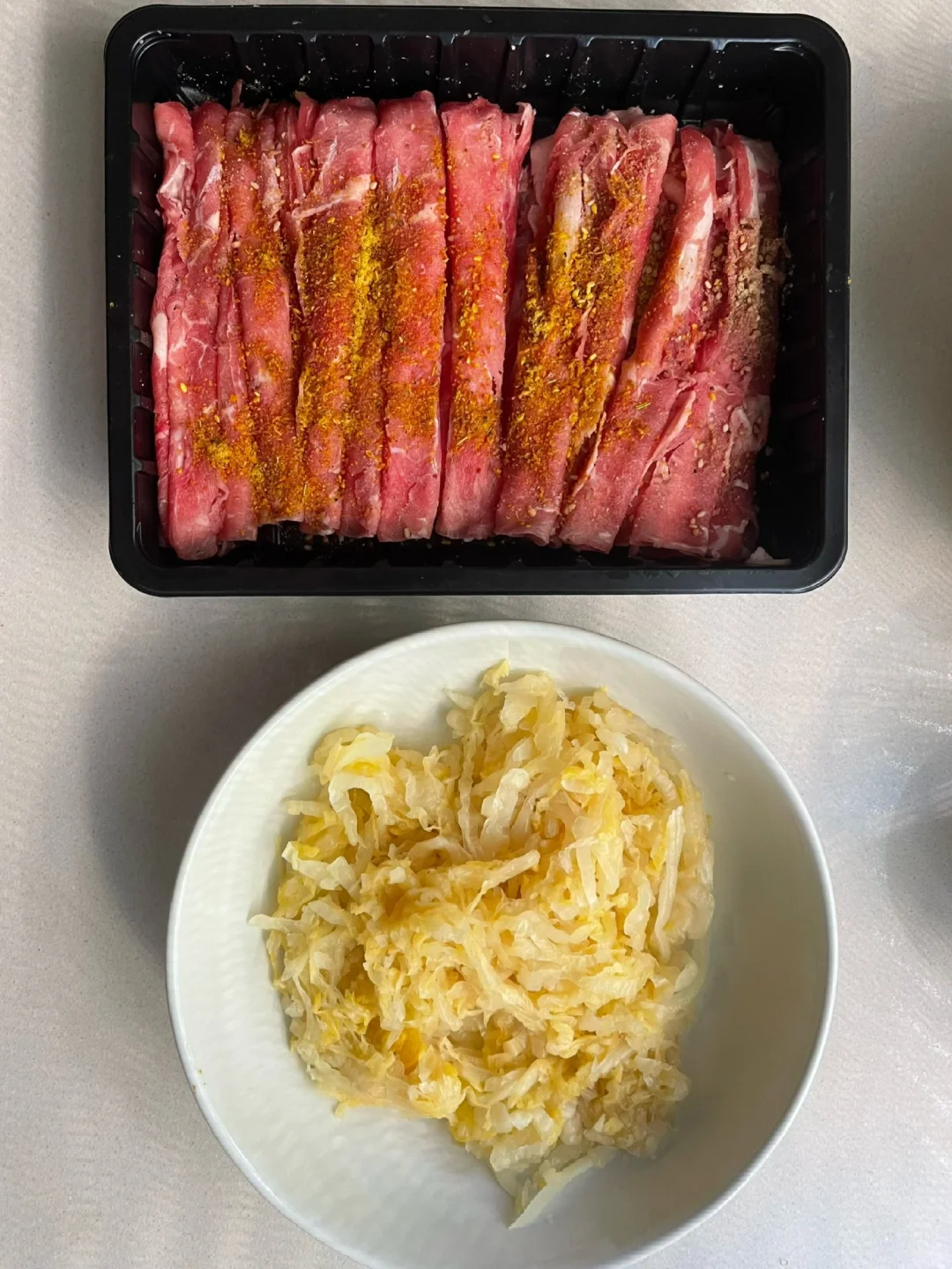 酸菜烤肥牛！夏天就得来点开胃的。