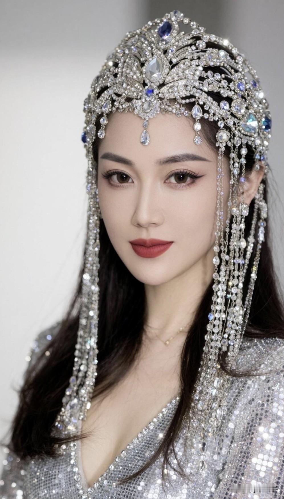 成年人的世界里
喜欢就是想靠近
想占有
这是人性最真实的模样