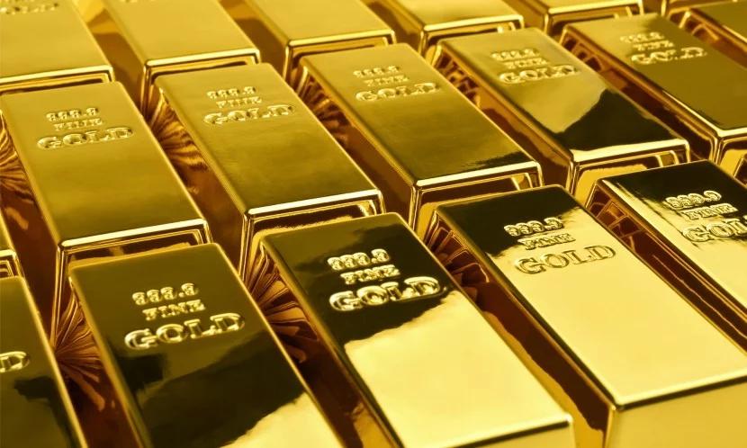 黄金这几天涨到4000美元了，
今年年初3500美元的时候，
本来想买一点，
但