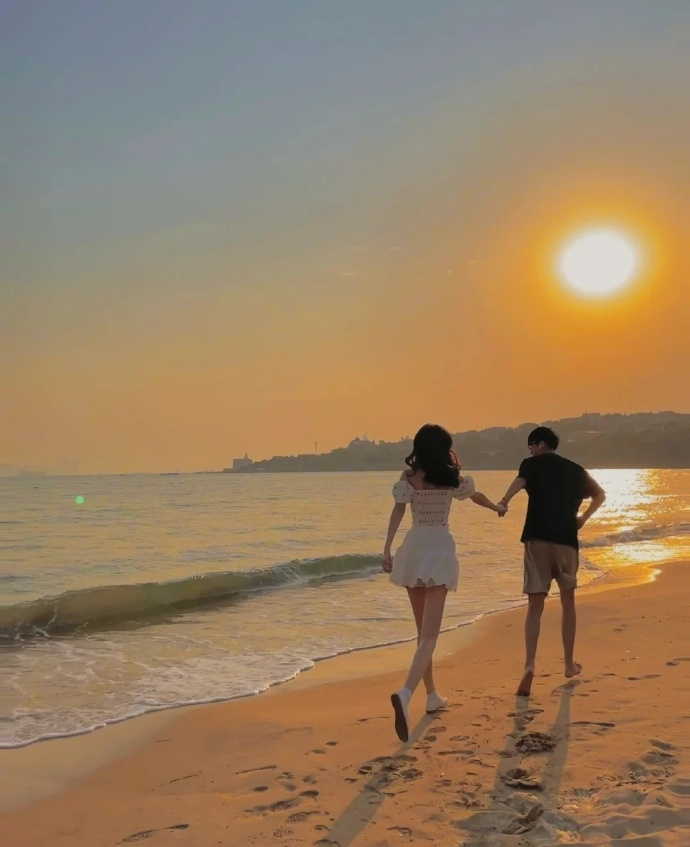 “答案在明天 每个的明天” ​​​