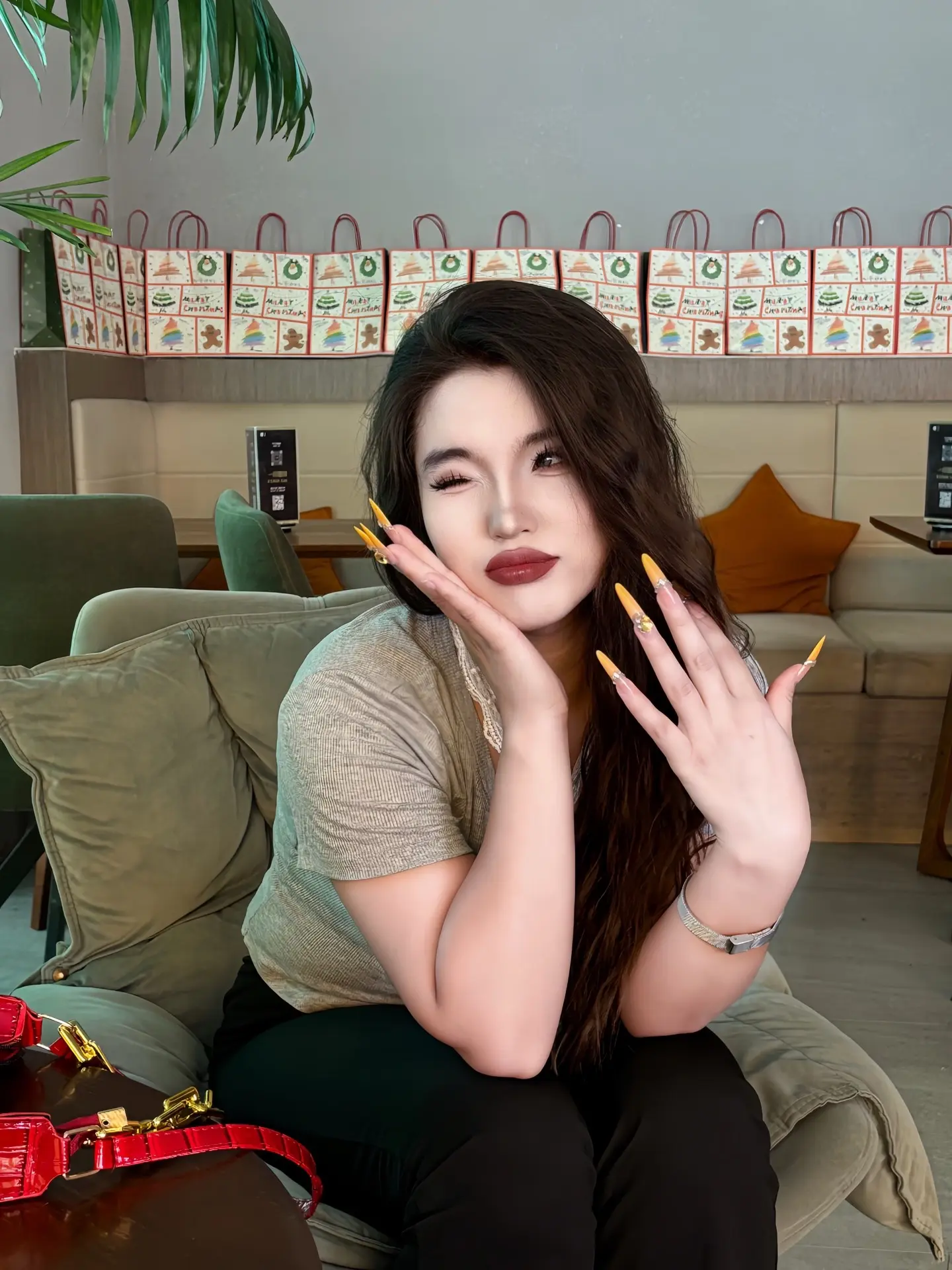 越来越喜欢无感的状态 好的坏的都顺其自然
